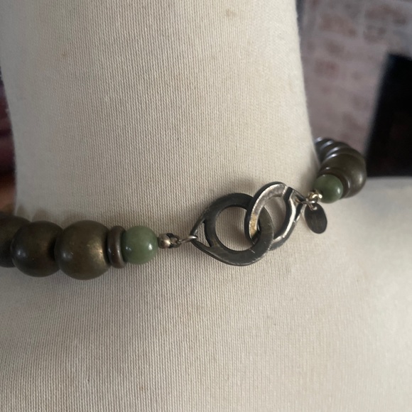 Vintage LES BERNARD Jade and Shell Sratement Necklace Chic Green Brown Choker - Picture 10 of 12